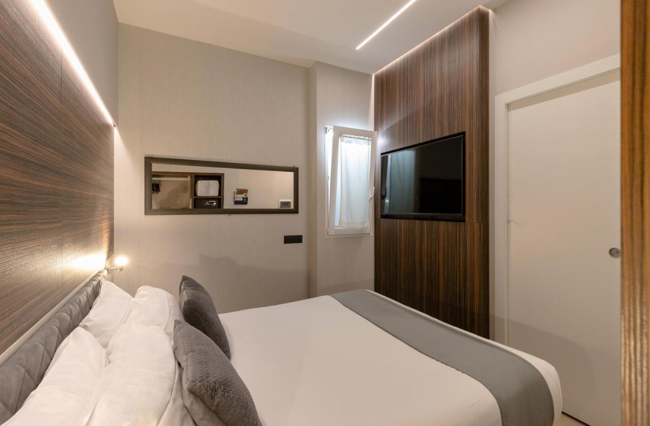 Hotel Ah - Duomo Essence 3*